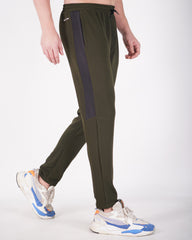 DETA-DRY Men's Active Trackpants